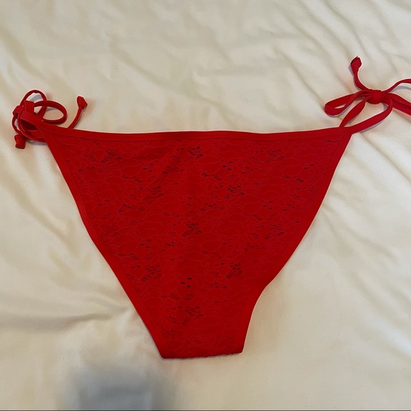 H&M red lace string bikini bottoms - Picture 3 of 5